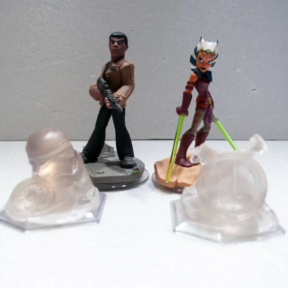 Lot of 4 Disney Infinity 3.0 Star Wars Figure Ahsoka Finn Pieces Character